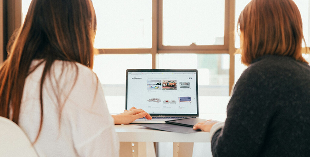 WebサイトNEXT ONEのイメージ画像